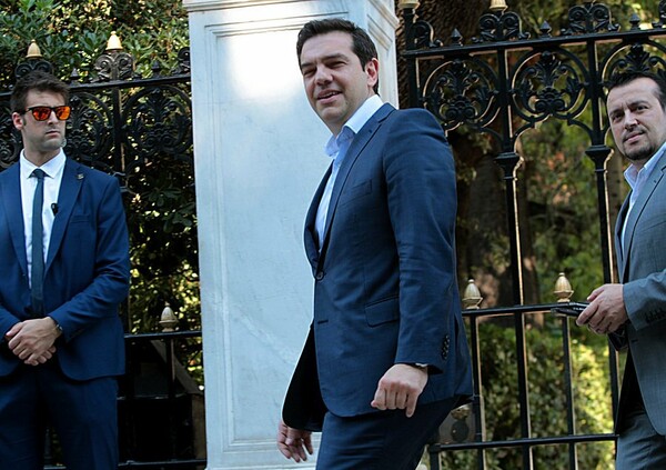 Η κοινή ανακοίνωση των πολιτικών αρχηγών - πλην του ΚΚΕ