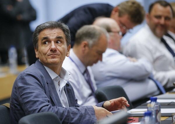 Διχασμένο το Eurogroup - Νέα συνεδρίαση την Κυριακή