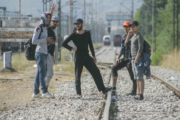 Χάος στα σύνορα με τους πρόσφυγες - Τα Σκόπια κήρυξαν σε κατάσταση έκτακτης ανάγκης τα σύνορα με την Ελλάδα και τη Σερβία