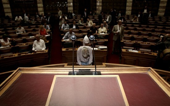 Τι περιλαμβάνει το νομοσχέδιο με τα νέα μέτρα που έρχεται σήμερα στη Βουλή