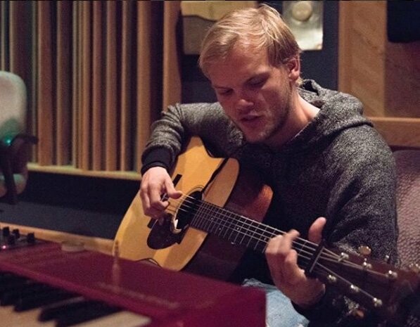 Η οικογένεια του Avicii ευχαρίστησε τους φανς και τους καλλιτέχνες για τη στήριξη και την αγάπη τους