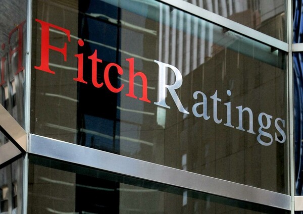 Ο οίκος αξιολόγησης Fitch υποβάθμισε το κρατικό αξιόχρεο της Ελλάδας σε "CC"