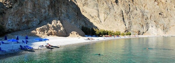 36χρονη έχασε τη ζωή της από κατολίσθηση σε παραλία στα Σφακιά