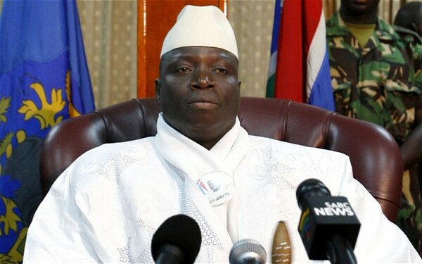 Ο ηγέτης της Γκάμπια απειλεί να κόψει το λαιμό των ομοφυλόφιλων
