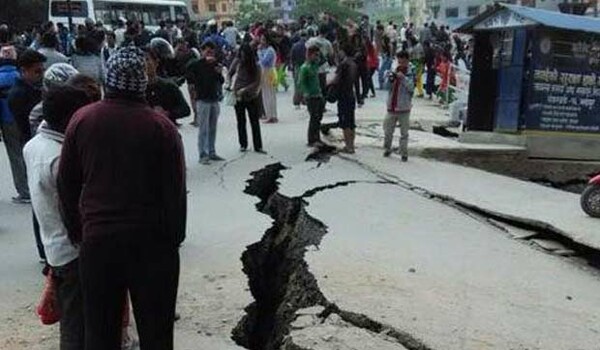 Πολύ ισχυρός σεισμός 7,9 Ρίχτερ στο Νεπάλ