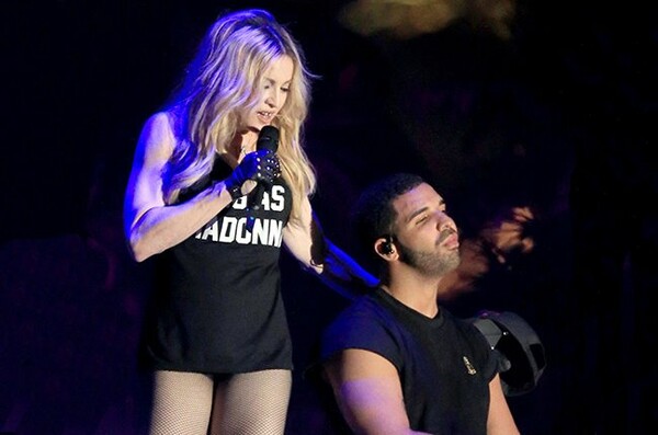 Η Madonna «ανοίγεται» για το φιλί στον Drake