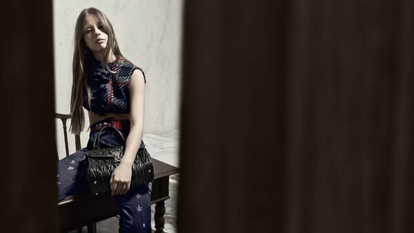 H απαγορευμένη διαφήμιση της Prada