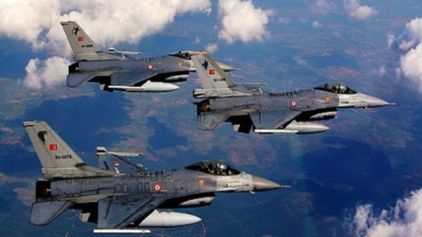 Η τουρκική Πολεμική Αεροπορία βομβάρδισε θέσεις των κούρδων ανταρτών του PKK