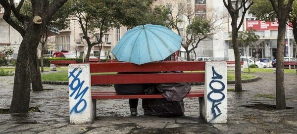 Βροχές και πάλι και πτώση της θερμοκρασίας