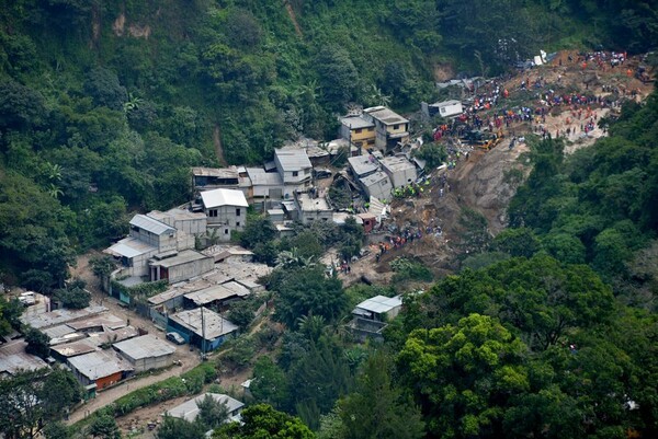 161 οι νεκροί από τη φονική κατολίσθηση στη Γουατεμάλα