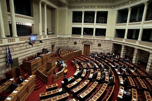 Υπερψηφίστηκε το νομοσχέδιο για την ανακεφαλαιοποίηση των τραπεζών