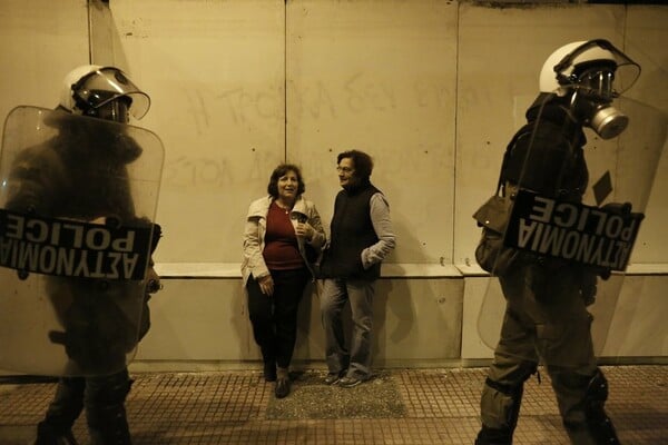 Με συνθήματα για τους τζιχαντιστές η πορεία για το Πολυτεχνείο