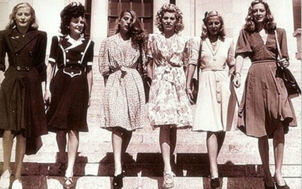 Η δεκαετία του 1940 κλεισμένη στην ντουλάπα
