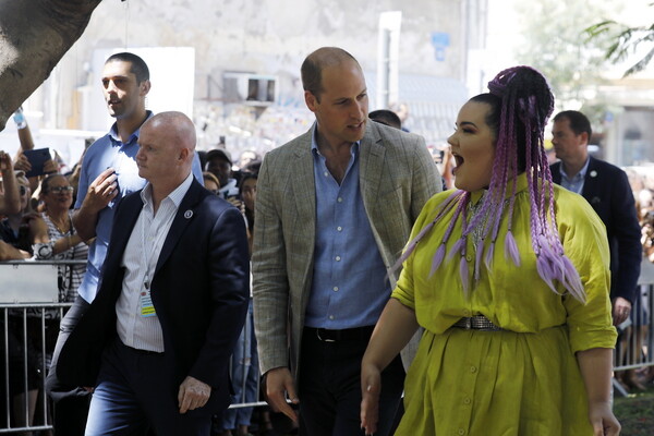Ο πρίγκιπας Ουίλιαμ συναντήθηκε με την νικήτρια της Eurovision στο Τελ Αβίβ