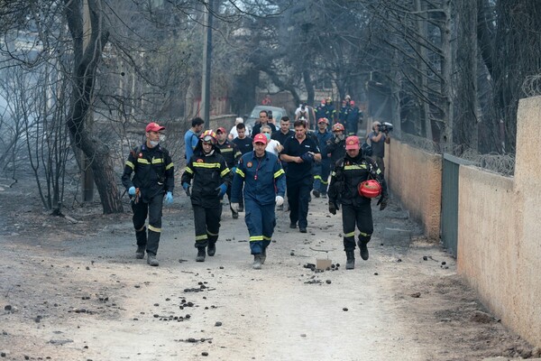 Φονικές πυρκαγιές: Πολλοί είναι ακόμη οι αγνοούμενοι - 79 νεκροί και 164 ενήλικες τραυματίες(upd)