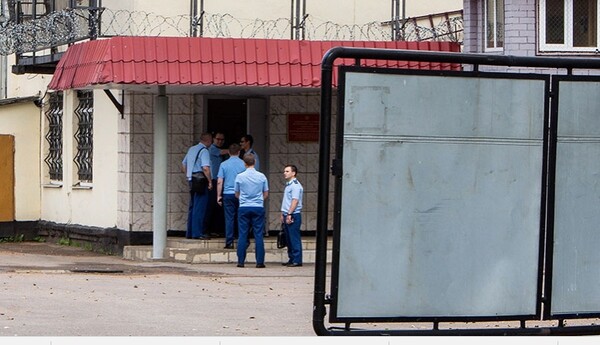 Ρωσία: Συλλήψεις σωφρονιστικών υπαλλήλων για βασανιστήρια σε κρατούμενο