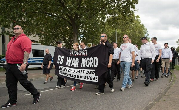 Μέτρα στο Βερολίνο για σημερινή πορεία νεοναζιστών