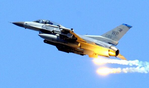 Σύροι αντάρτες κατέρριψαν μαχητικό της συριακής πολεμικής αεροπορίας