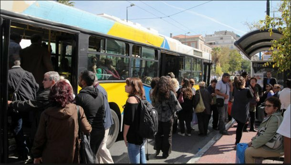 Τι έγινε σήμερα με τις πόρτες σε λεωφορεία και τρόλεϊ και τι θα ισχύσει τελικά