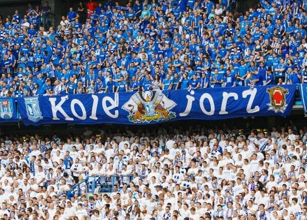 Οπαδοί ομάδας του Europa League δεν πήγαν στο γήπεδο για να μην πληρώσουν 1 ευρώ για τους πρόσφυγες
