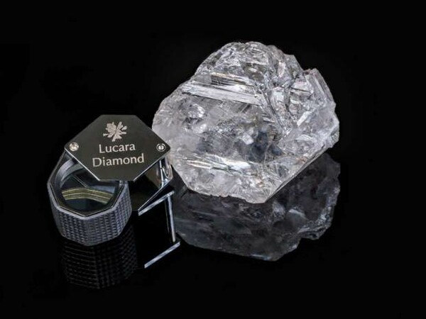 Καναδική εταιρεία ανακάλυψε τεράστιο διαμάντι