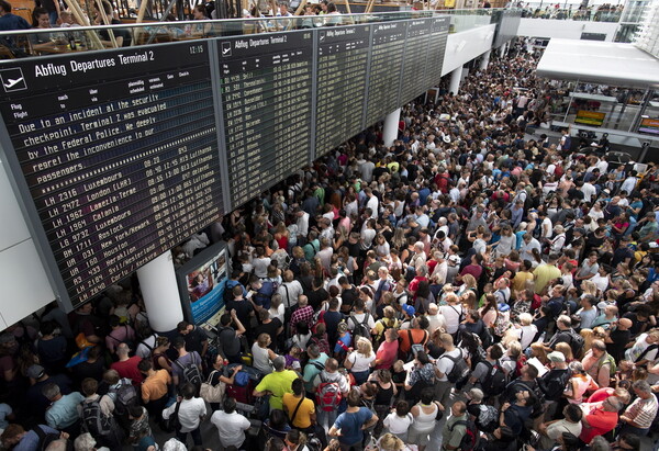 Χάος στο αεροδρόμιο του Μονάχου όταν γυναίκα μπήκε σε terminal χωρίς έλεγχο και μετά εξαφανίστηκε