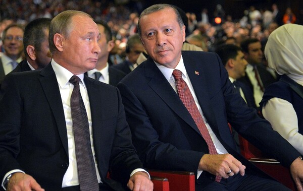 Πούτιν: O πρώτος ηγέτης που συνεχάρη τον Ερντογάν