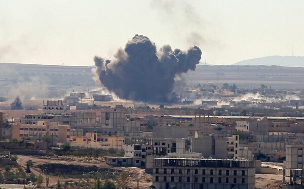 Συριακό Παρατηρητήριο: 32 μαχητές του Ισλαμικού Κράτους σκοτώθηκαν στη Ράκα
