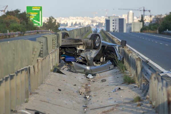 Τραγωδία στην Κύπρο: Νεκρά σε τροχαίο δύο κορίτσια 11 ετών- Αναποδογύρισε το όχημα από τη σύγκρουση