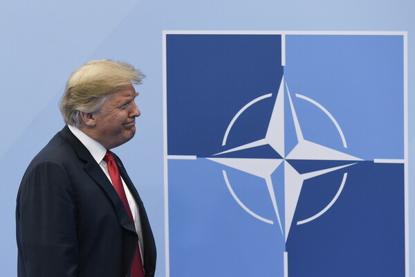 Σύνοδος ΝΑΤΟ: Νέα επίθεση Τραμπ σε μέλη της Συμμαχίας για τις αμυντικές δαπάνες