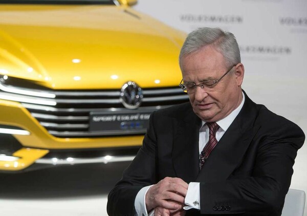 Bloomberg: 32 εκατ. δολάρια το πακέτο σύνταξης για τον CEO της Volkswagen που παραιτήθηκε