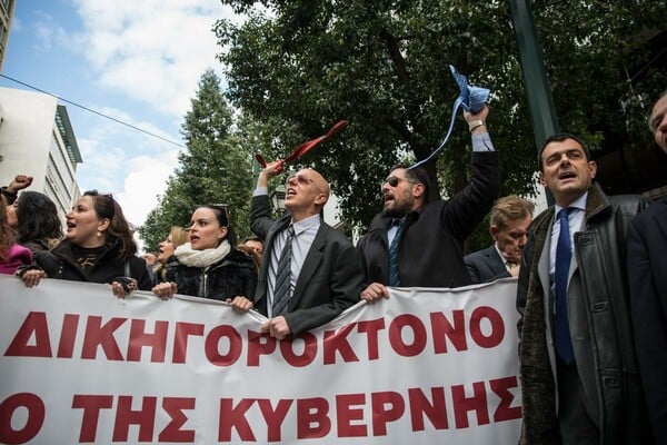 Επιστημονικοί φορείς: Τέλος ο διάλογος για το ασφαλιστικό