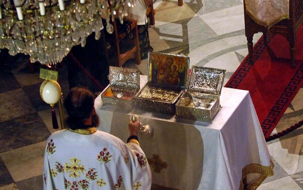 Ιστορική απόφαση του Οικουμενικού Πατριαρχείου: Επιτρέπεται ο δεύτερος γάμος ιερέων