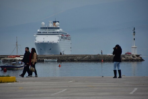 Κακή χρονιά για την ελληνική κρουαζιέρα το 2015- Πέφτει εντός, ανεβαίνει εκτός