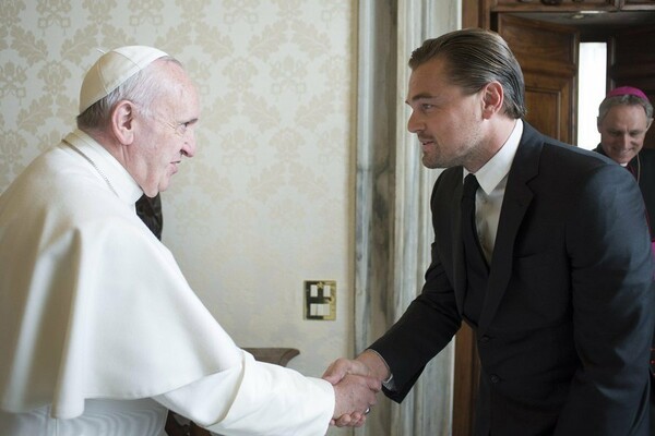 O ντι Κάπριο συνάντησε τον Πάπα στο Βατικανό