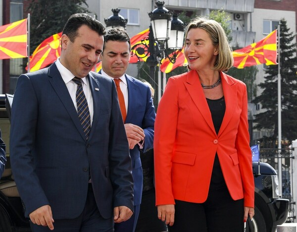 Ζάεφ και Μογκερίνι δηλώνουν αισιόδοξοι για εξεύρεση λύσης στο θέμα του ονόματος της ΠΓΔΜ