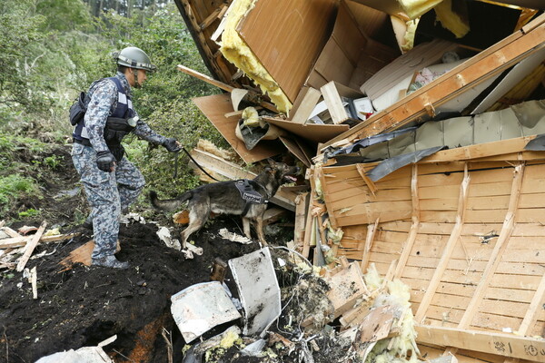 Στους 42 οι νεκροί από τον σεισμό 6,7 Ρίχτερ στην Ιαπωνία