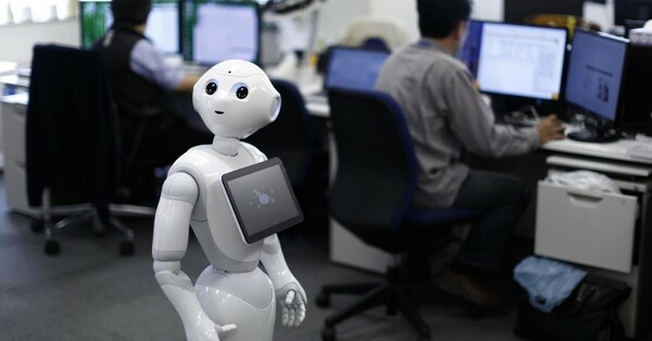 Η τεχνητή νοημοσύνη θα καταστρέψει θέσεις εργασίας αλλά θα δημιουργήσει περισσότερες
