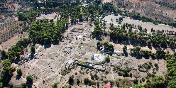Έλληνες Αρχαιολόγοι: Η προστασία των μνημείων διασφαλίζεται με νομοθετικές ρυθμίσεις και όχι με δηλώσεις