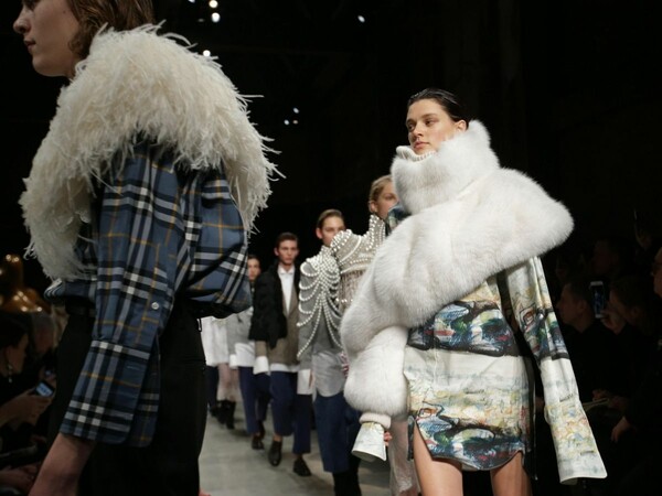 Απόφαση - ορόσημο: Η Εβδομάδα Μόδας του Λονδίνου βάζει τέλος στη χρήση αληθινής γούνας