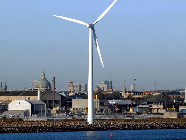 H Δανία είναι η παγκόσμια πρωταθλήτρια στην αιολική ενέργεια