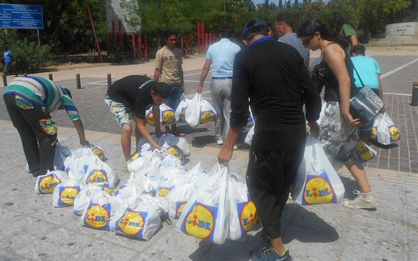 Η Lidl στηρίζει τις δομές φιλοξενίας προσφύγων
