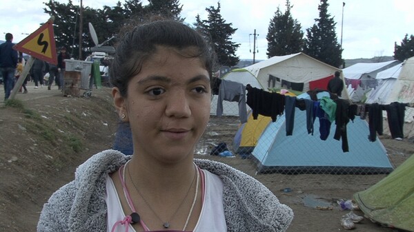 Ο πόλεμος και η απελπισία στην Ειδομένη "χαραγμένα" στο πρόσωπο της 16χρονης Χάγια