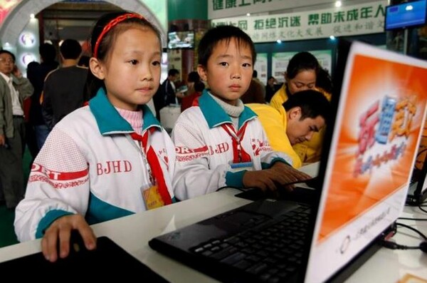 Η Κίνα «ανοίγει πόλεμο» με τις εταιρίες video games για να καταπολεμήσει τη μυωπία στα παιδιά