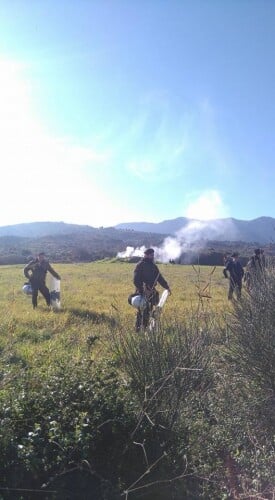 Χαμός στην Κω με τον ερχομό Καμμένου- Εξαγριωμένοι κάτοικοι δεν άφησαν να προσγειωθεί το ελικόπτερο