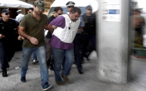 Αρνήθηκαν τη μετάθεση στους αστυνομικούς που συνέλαβαν το Ρουπακιά