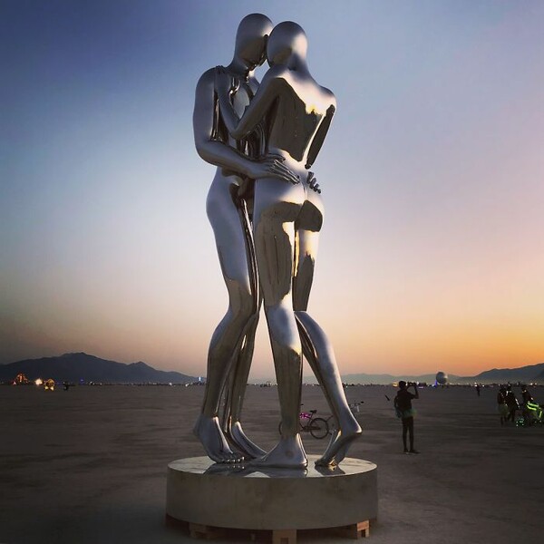 Τα σουρεαλιστικά installations του φεστιβάλ Burning Man στη Νεβάδα - ΦΩΤΟΓΡΑΦΙΕΣ