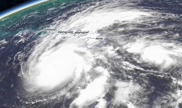 Η Χαβάη σε συναγερμό για τον τυφώνα Lane