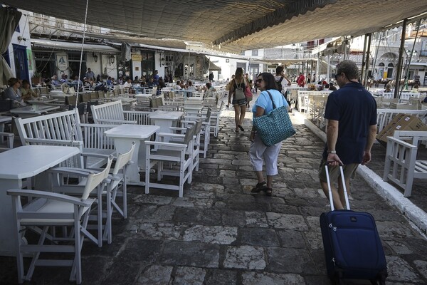 Ανακοίνωση της ΕΥΔΑΠ για την Ύδρα: Έσπασαν 8 αγωγοί νερού