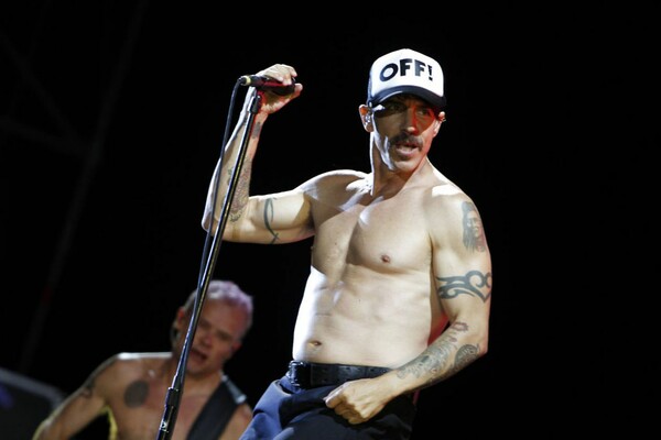 Στο νοσοκομείο ο Anthony Kiedis - Ακυρώνονται συναυλίες των Red Hot Chili Peppers